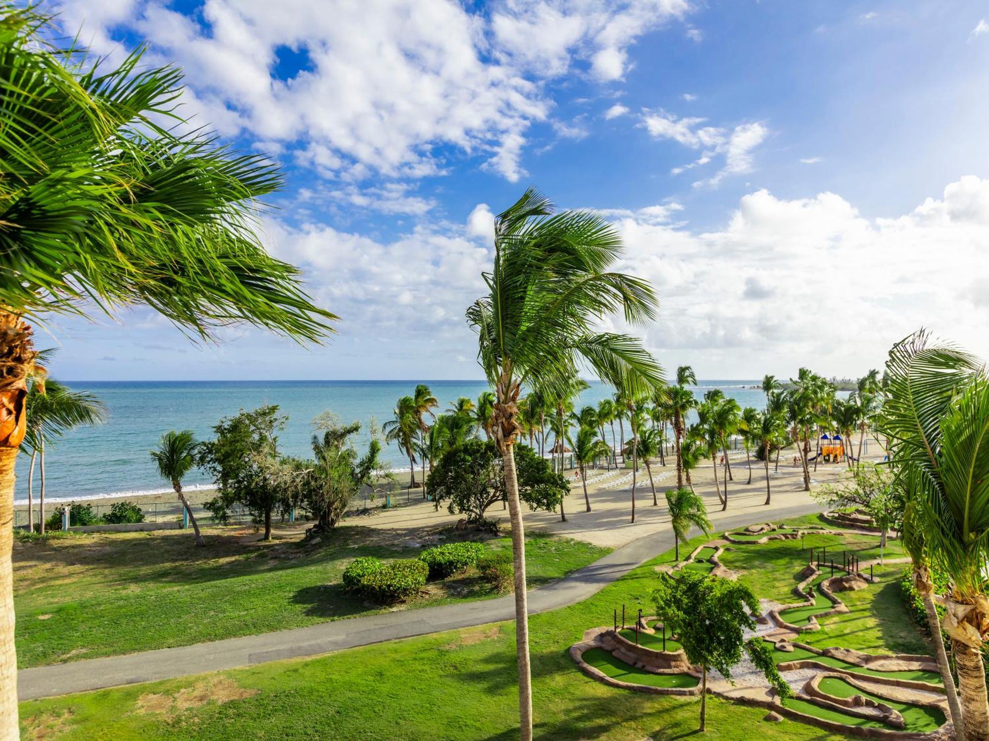 Hilton Ponce Golf & Casino Resort Exterior photo